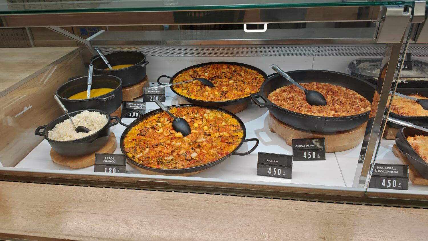 Čerstvá paella v Mercadone